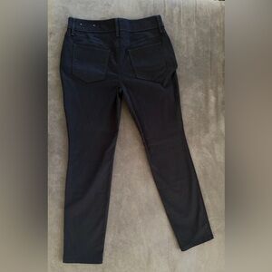 Chico’s Classy Casual or Dressy Black Pants w Stretch Sz 6P Straight Leg Great!